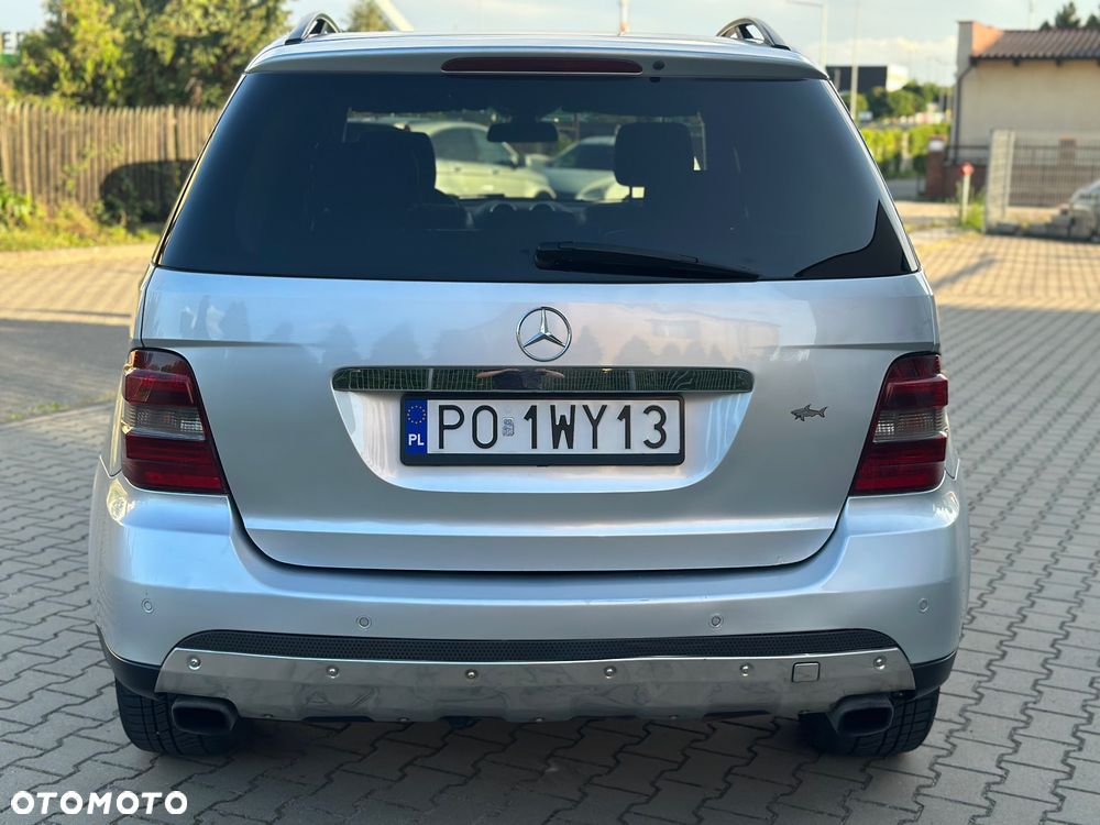 Mercedes-Benz ML 320 CDI 4Matic 7G-TRONIC DPF Edition 10 - 13