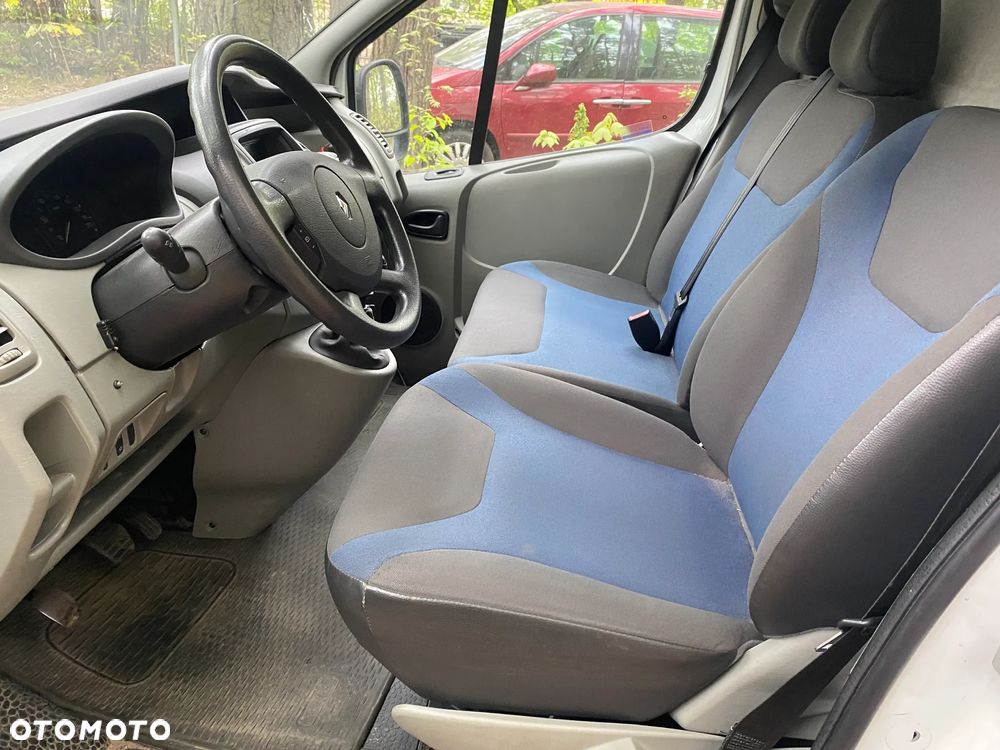 Renault Trafic - 8