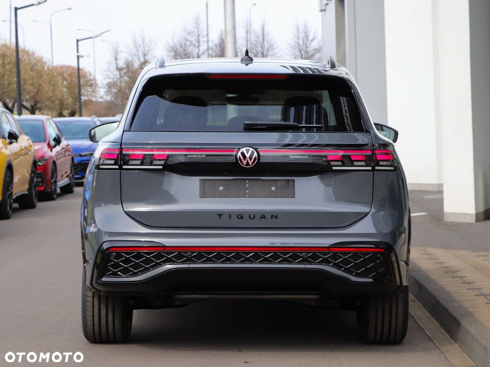 Volkswagen Tiguan - 5