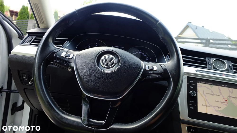 Volkswagen Passat 2.0 TDI BMT Highline DSG - 25