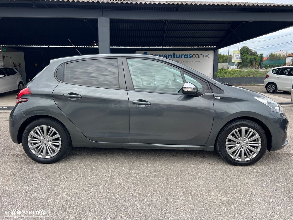 Peugeot 208 1.2 PureTech Active - 37