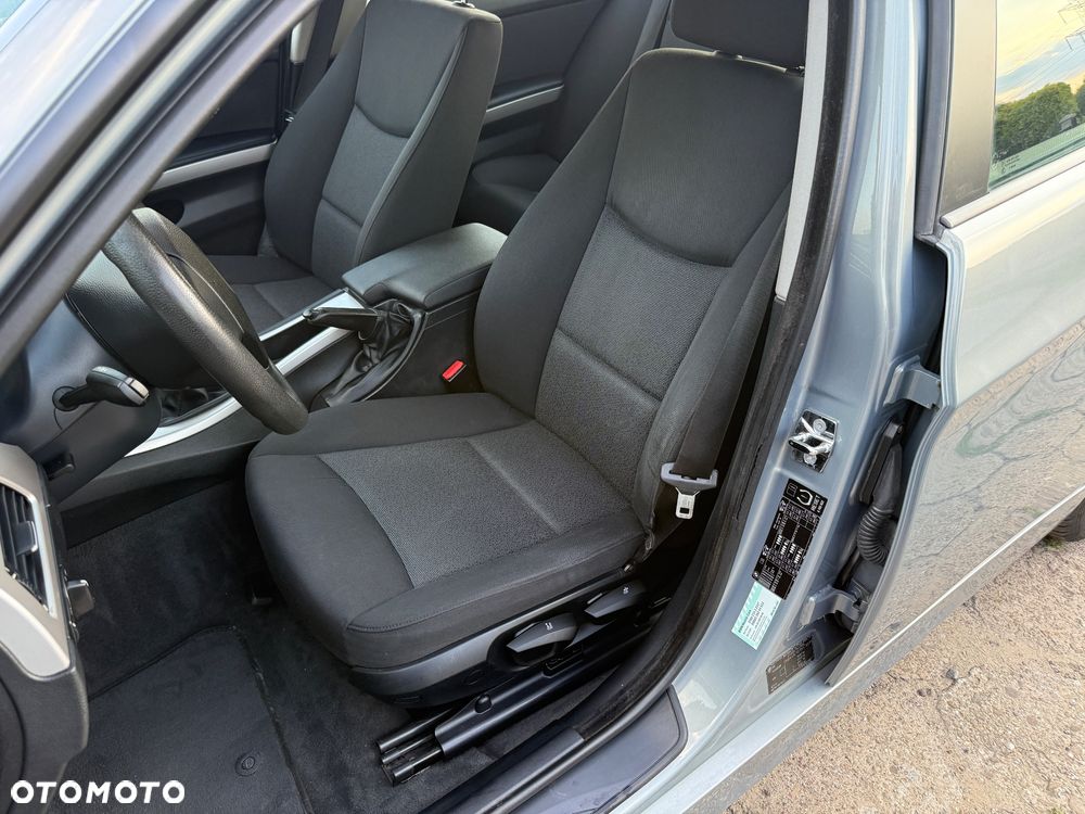 BMW Seria 3 - 19
