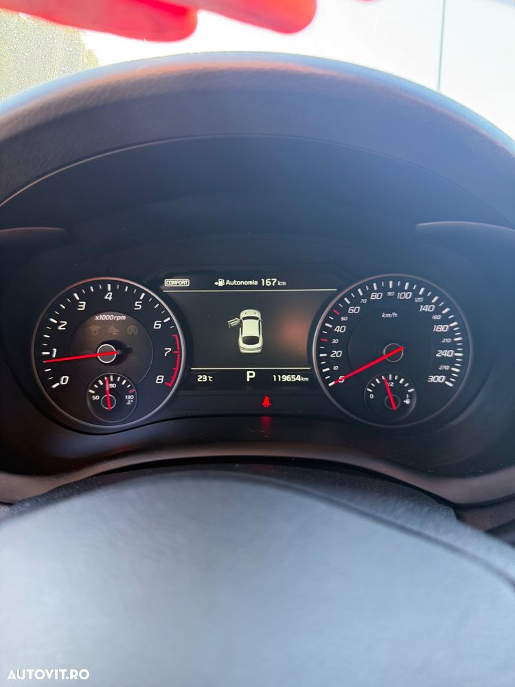 Kia Stinger - 19