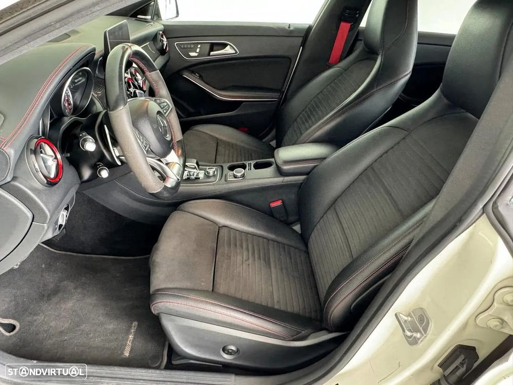 Mercedes-Benz CLA 45 AMG 4-Matic - 16