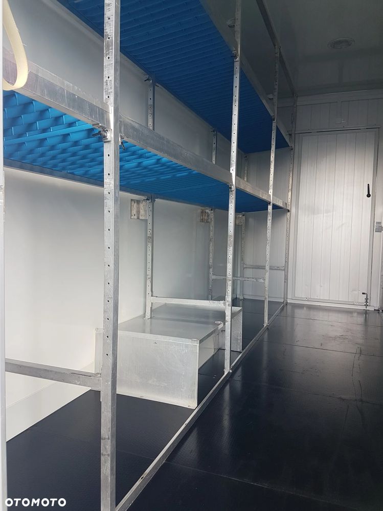 Iveco DAILY KONTENER NISKOPODŁOGOWY 4,43x2,23x2,42 SKLEP FOODTRUCK BAR KLIMA KONIOWÓZ KAMPER - 26