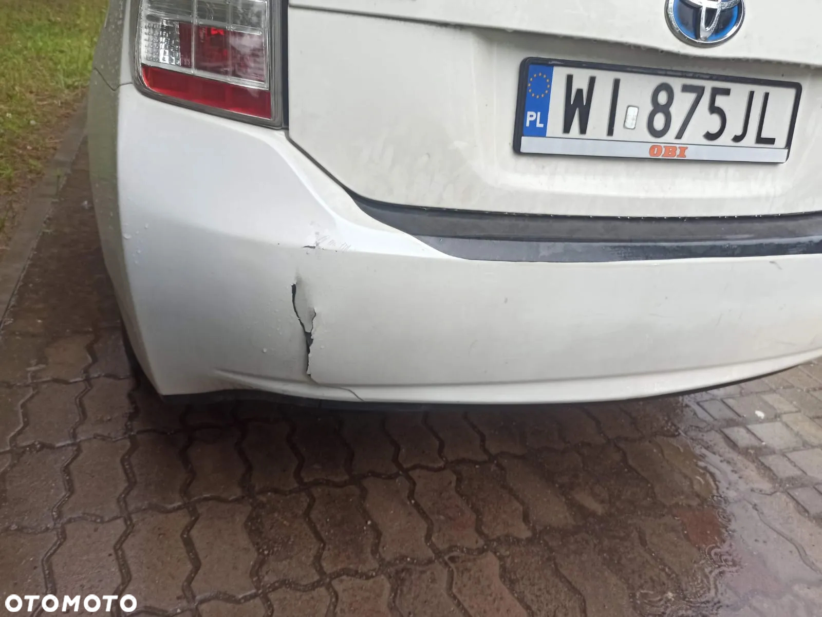 Toyota Prius (Hybrid) - 7
