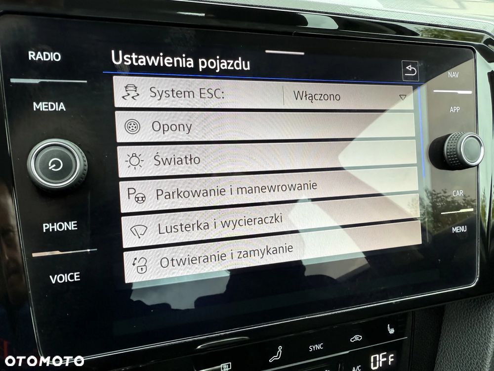 Volkswagen Passat 1.5 TSI EVO Elegance - 31