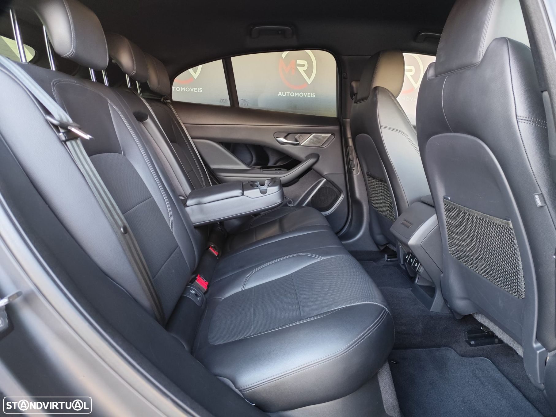 Jaguar I-Pace - 29