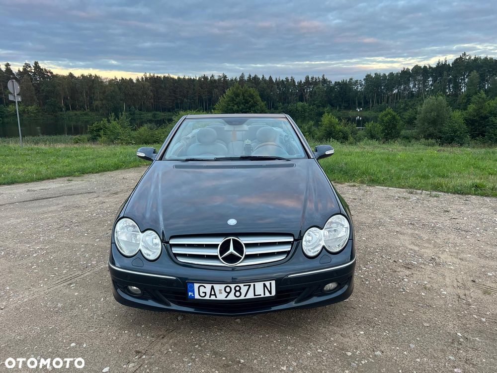 Mercedes-Benz CLK - 29