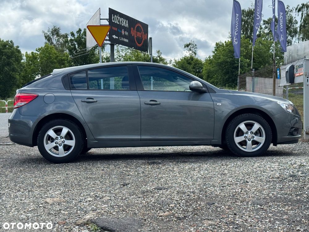 Chevrolet Cruze 1.6 LT+ - 14