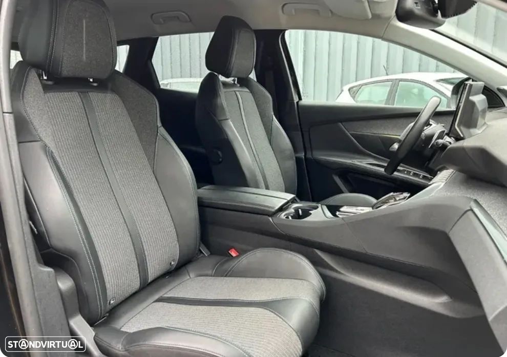 Peugeot 3008 1.5 BlueHDi Allure Pack EAT8 - 15