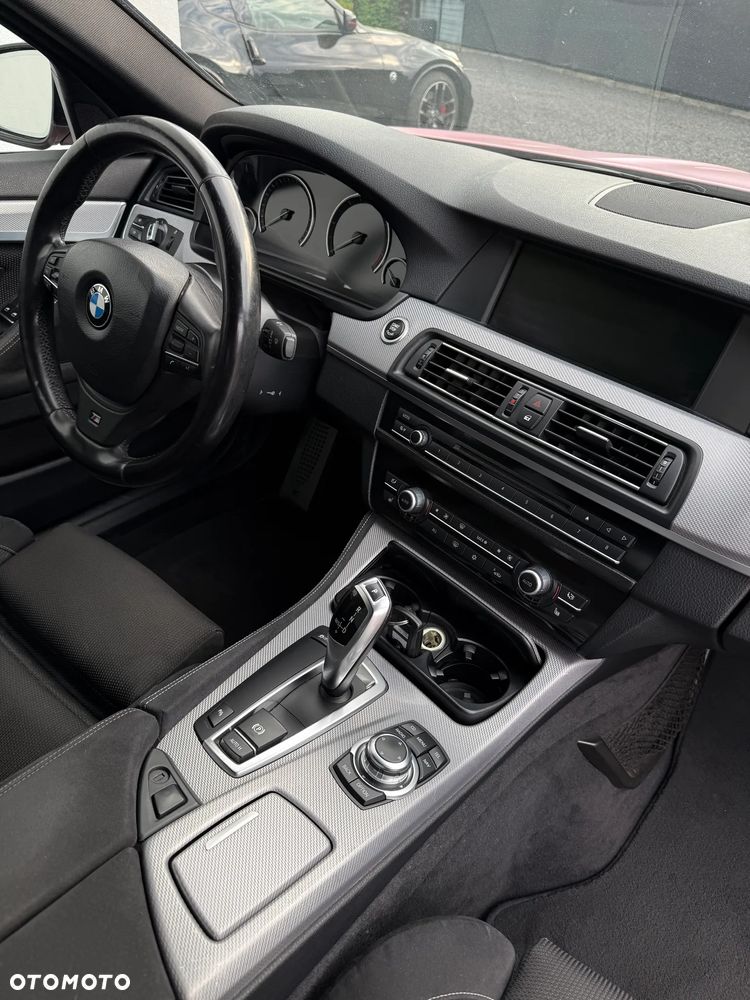 BMW Seria 5 520d - 7