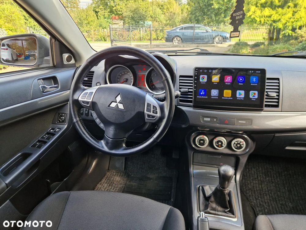 Mitsubishi Lancer - 18