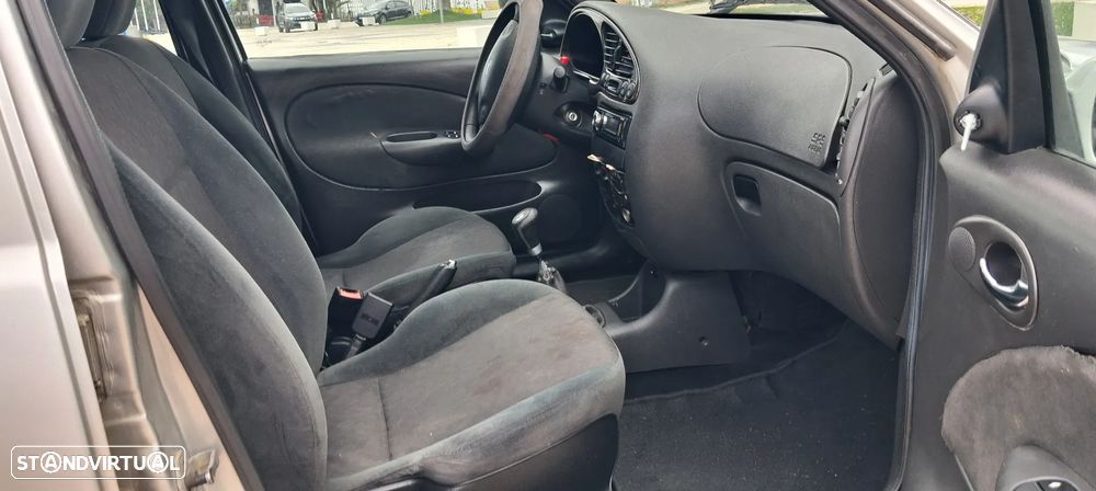 Ford Fiesta 1.25 Ghia - 9