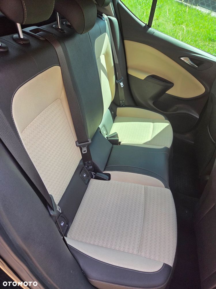Opel Astra 1.4 T Elite S&S - 12