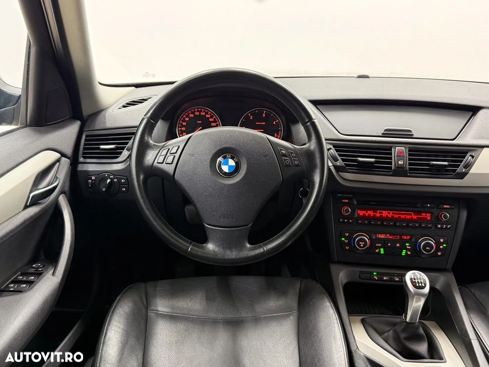 BMW X1 xDrive18d Sport Line - 7
