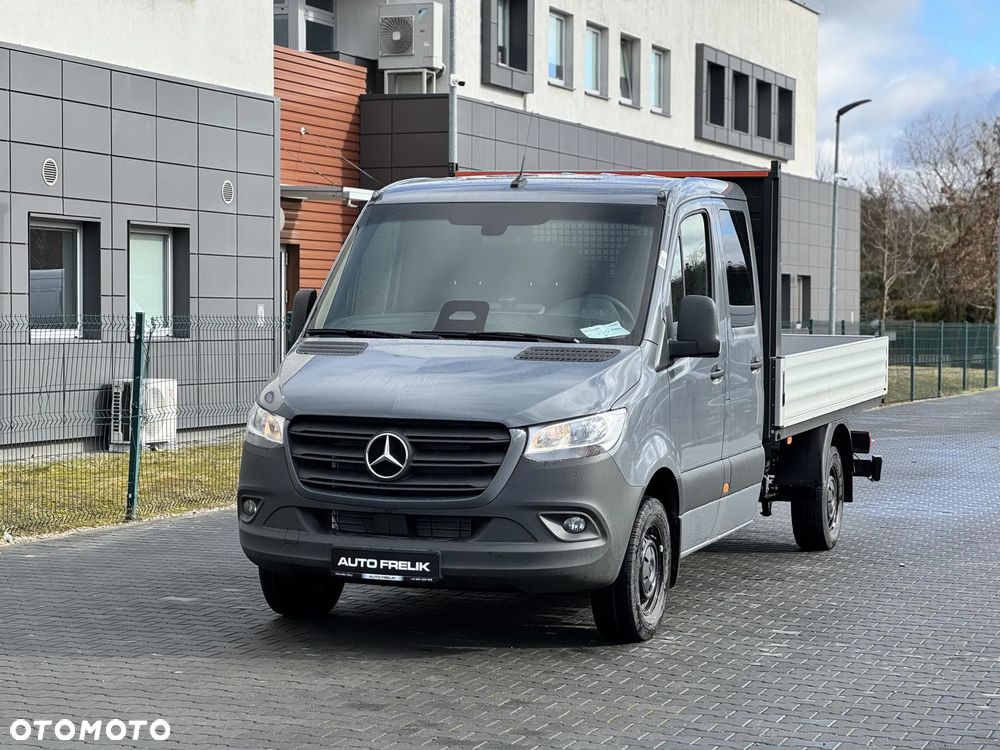 Mercedes-Benz Sprinter - 4