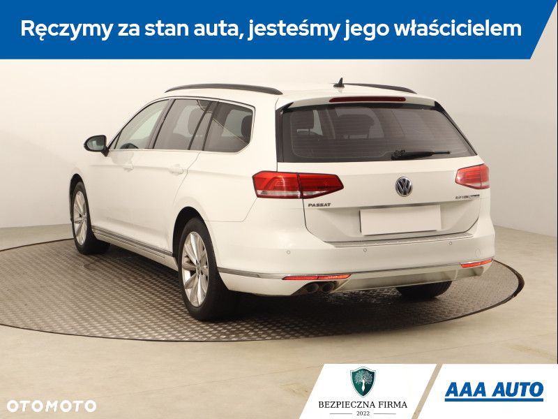 Volkswagen Passat Variant - 6