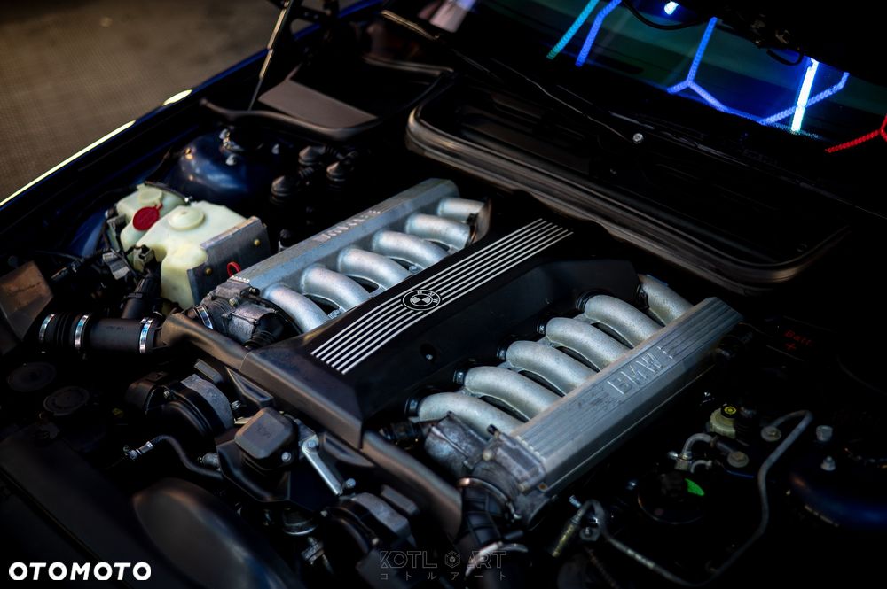 BMW Seria 8 850 Ci - 14