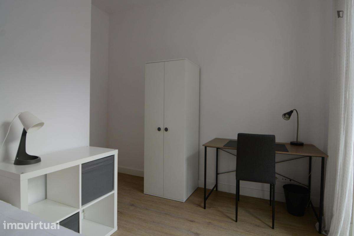 Quarto - localizado em Picoas Lisbon - Grande imagem: 2/4