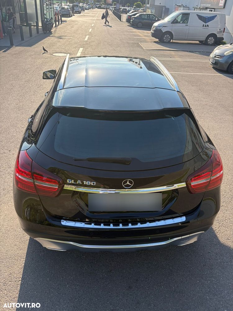 Mercedes-Benz GLA - 6