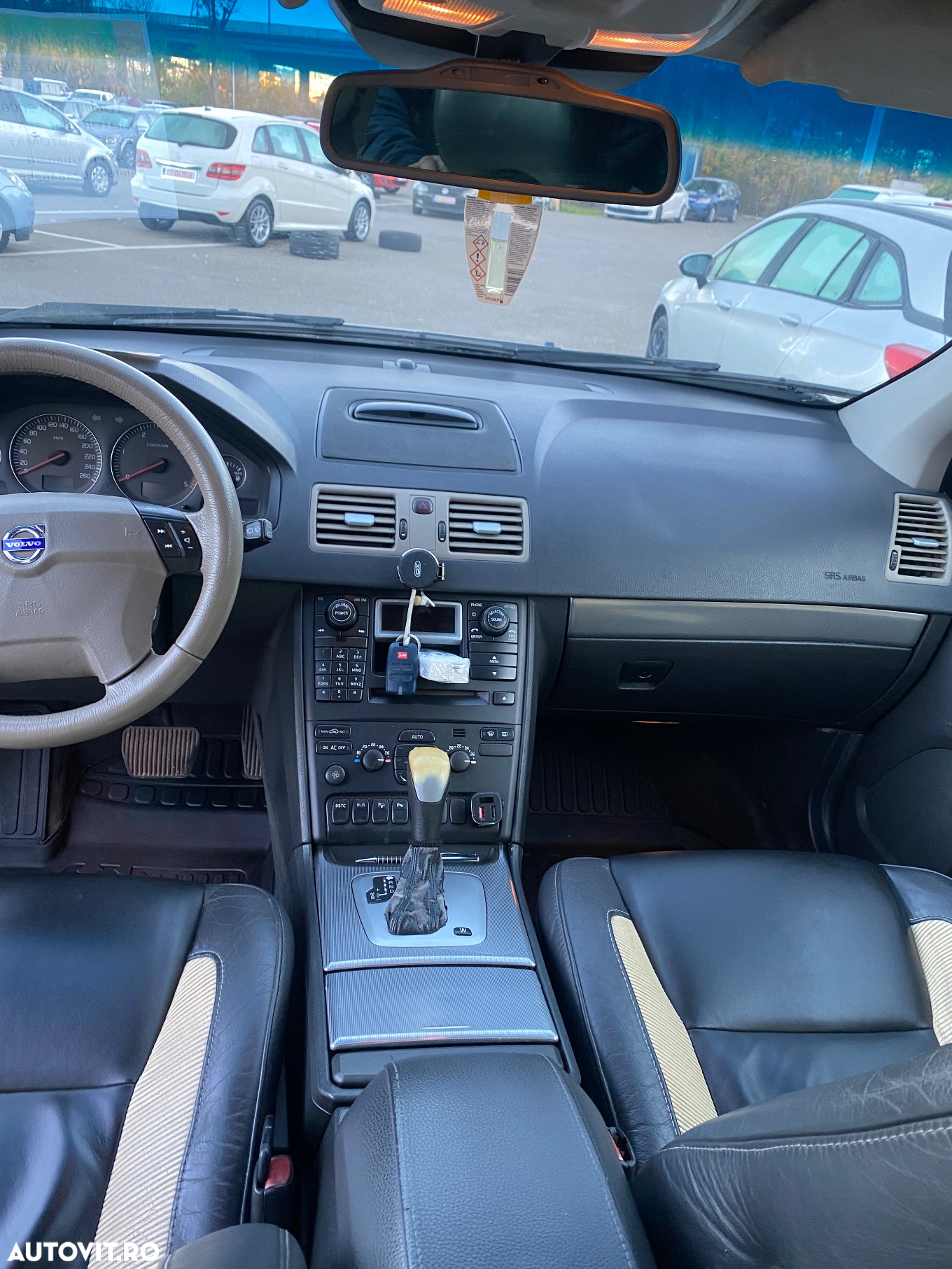 Volvo XC 90 - 14