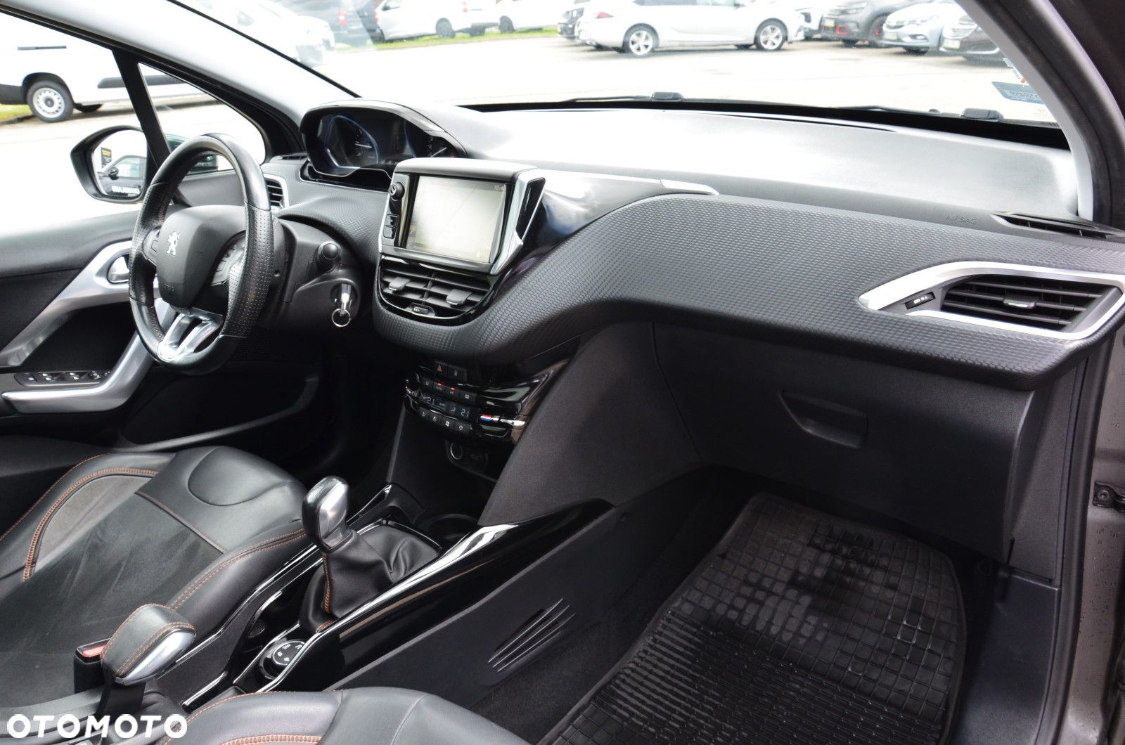 Peugeot 2008 - 7