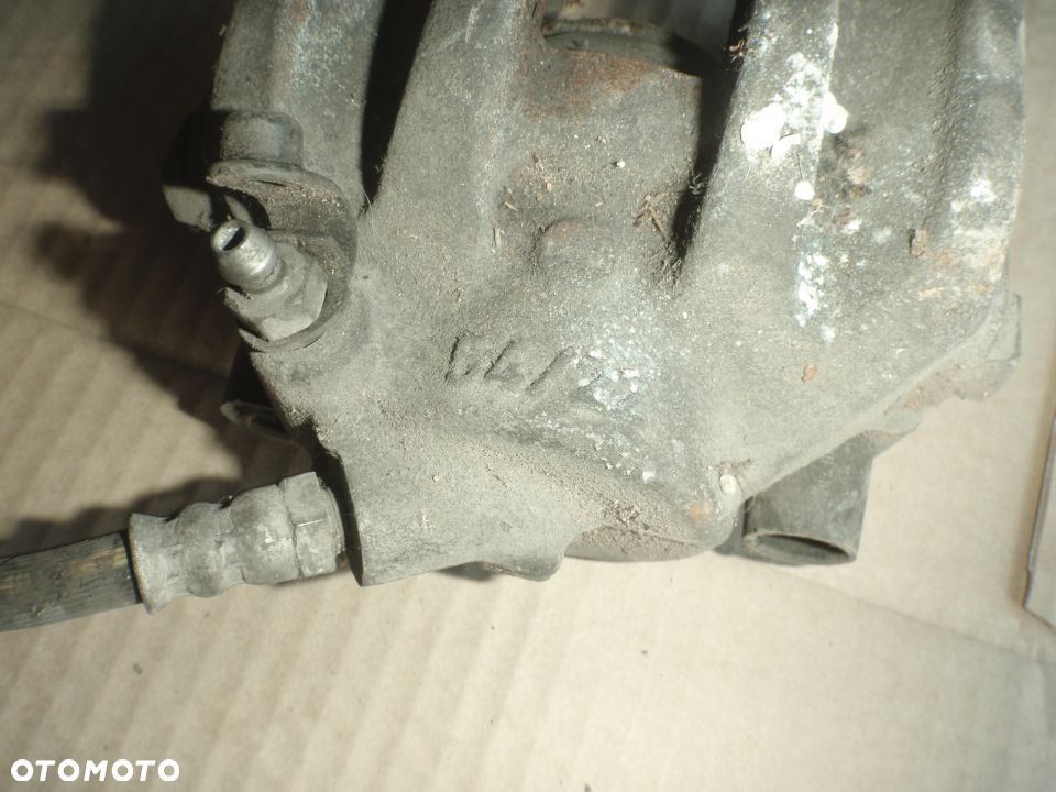 zacisk jarzmo hamulcowe bmw e46 - 9
