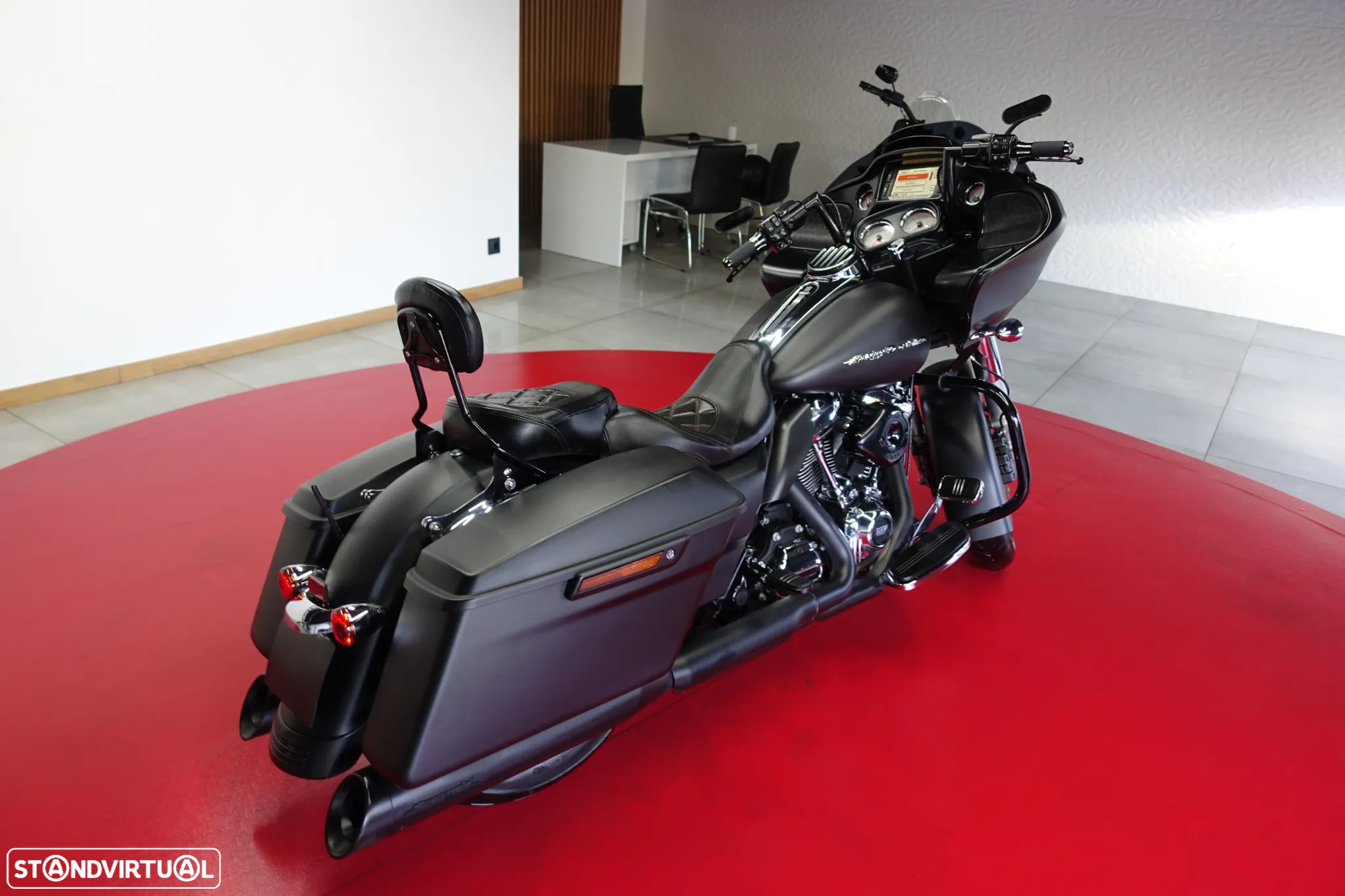 Harley-Davidson Road Glide C/Nova - 25