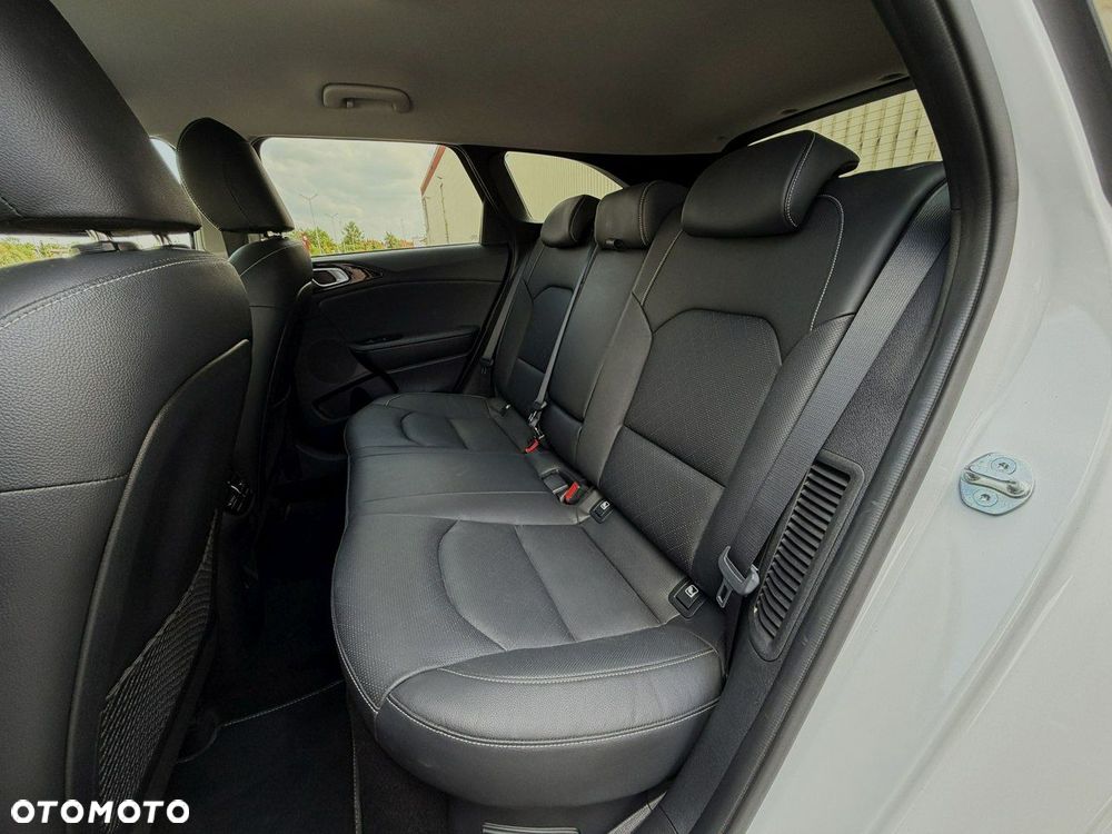 Kia Ceed 1.6 GDI PHEV XL DCT - 25