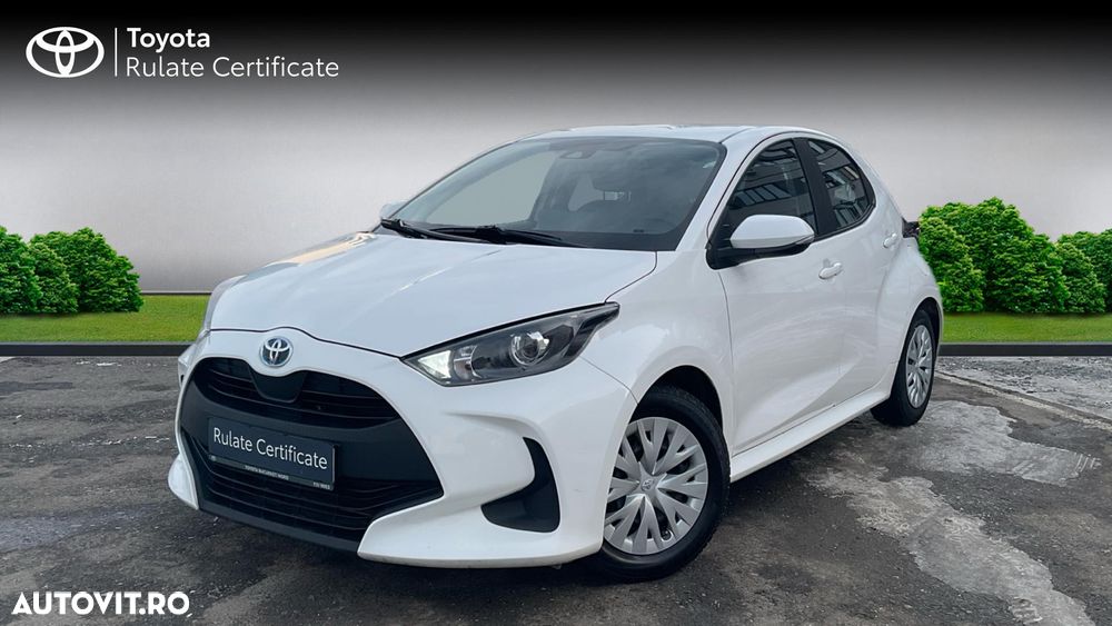 Toyota Yaris 1.5 VVT-i HSD Eco - 1