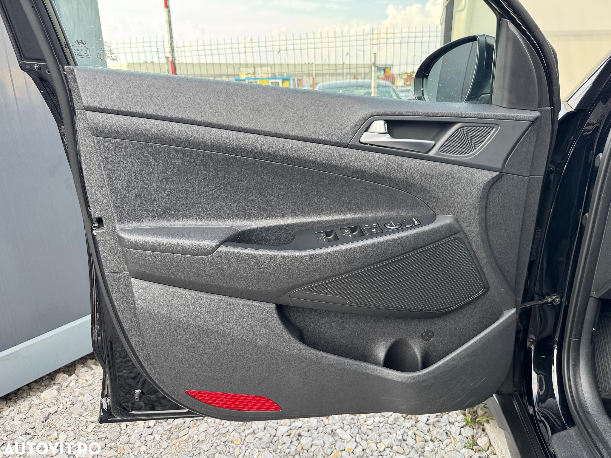 Hyundai Tucson 2.0 CRDI 4WD Automatik Style - 17