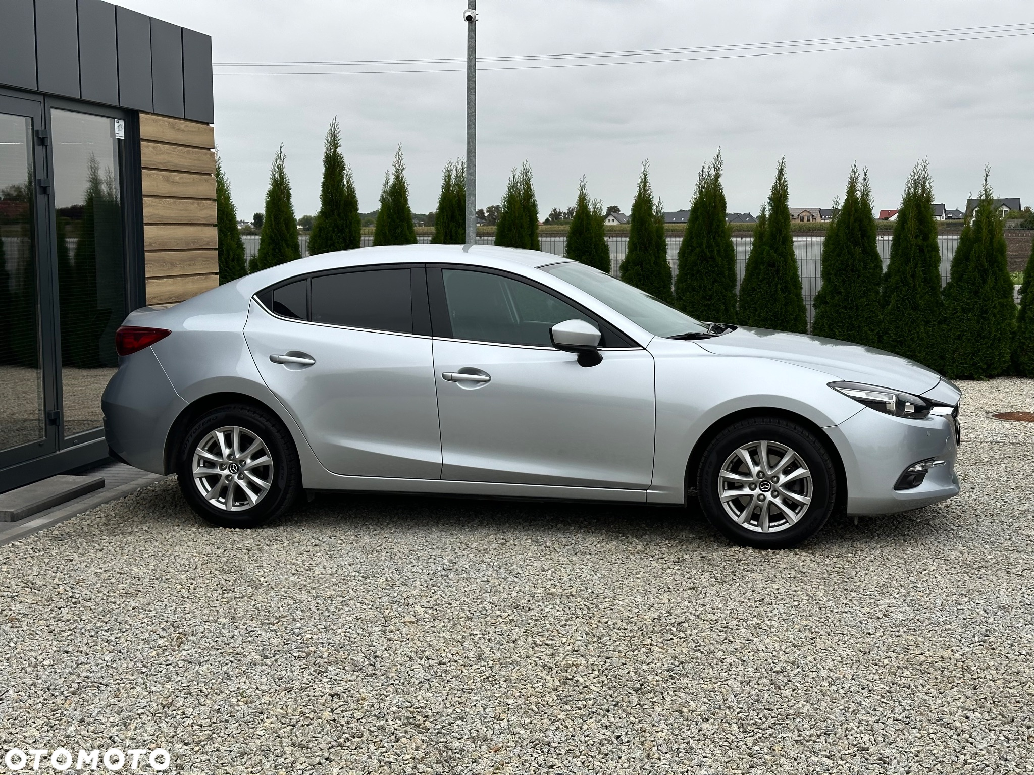Mazda 3 - 5