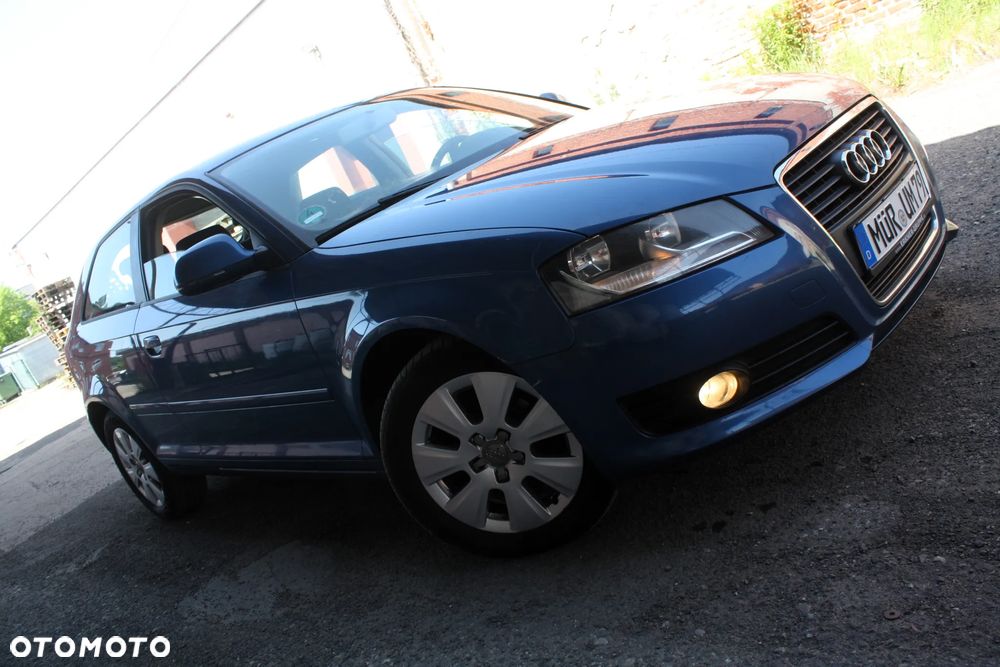 Audi A3 3-drzwiowe 1.6 S line Sportpaket (plus) - 2