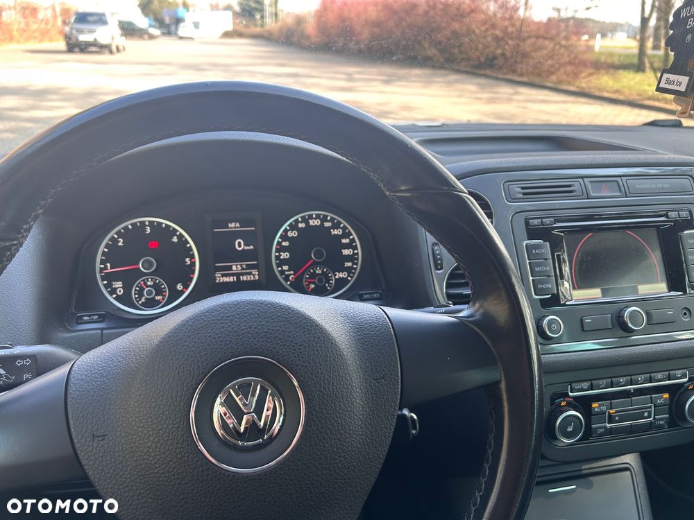 Volkswagen Tiguan 2.0 TDI DPF BlueMotion Technology Exclusive - 14