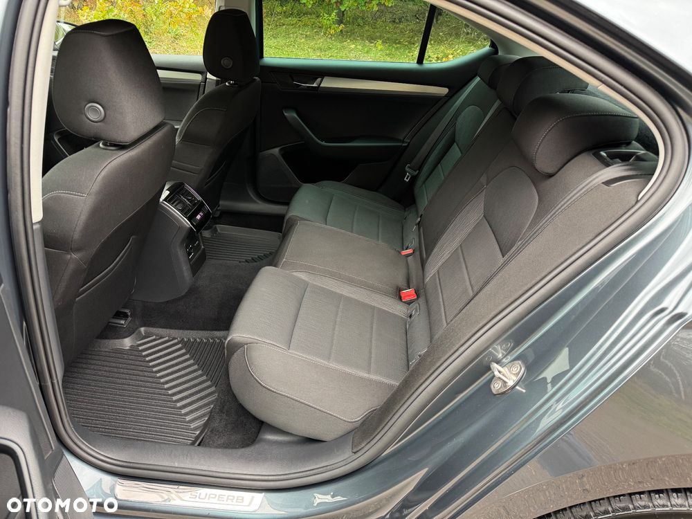 Skoda Superb 1.6 TDI Ambition - 19
