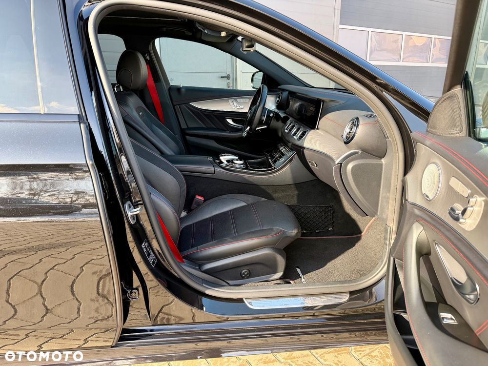 Mercedes-Benz Klasa E AMG 53 4-Matic+ - 27