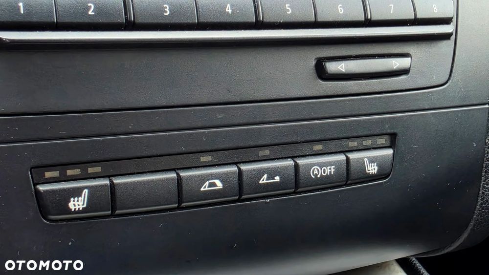 BMW Seria 1 118d - 38