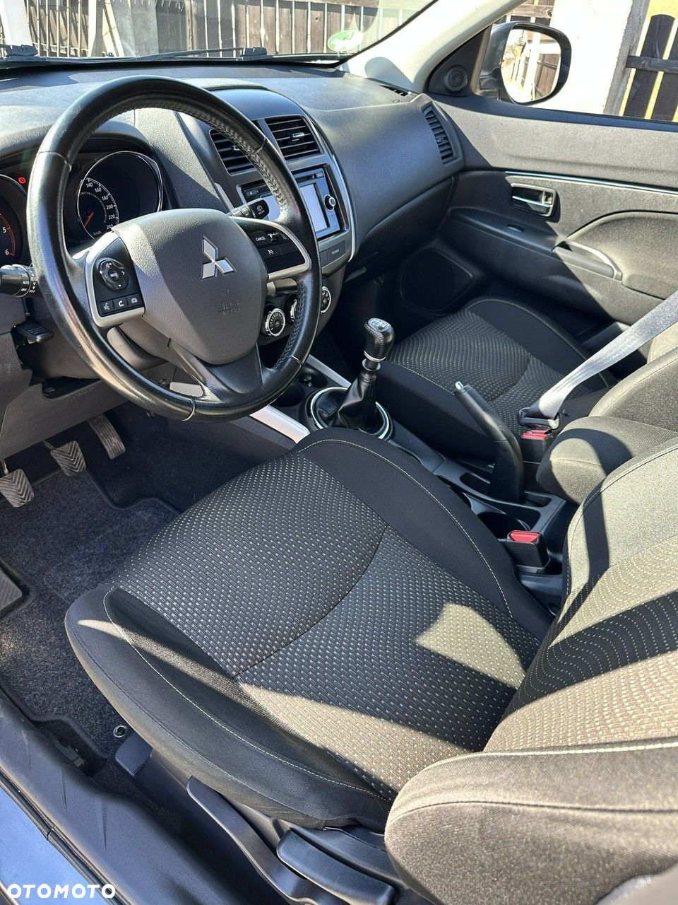 Mitsubishi ASX - 8