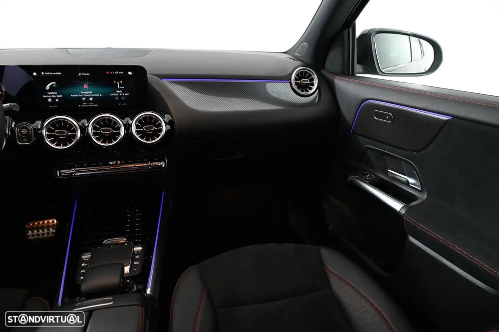 Mercedes-Benz GLA 200 AMG Line - 16