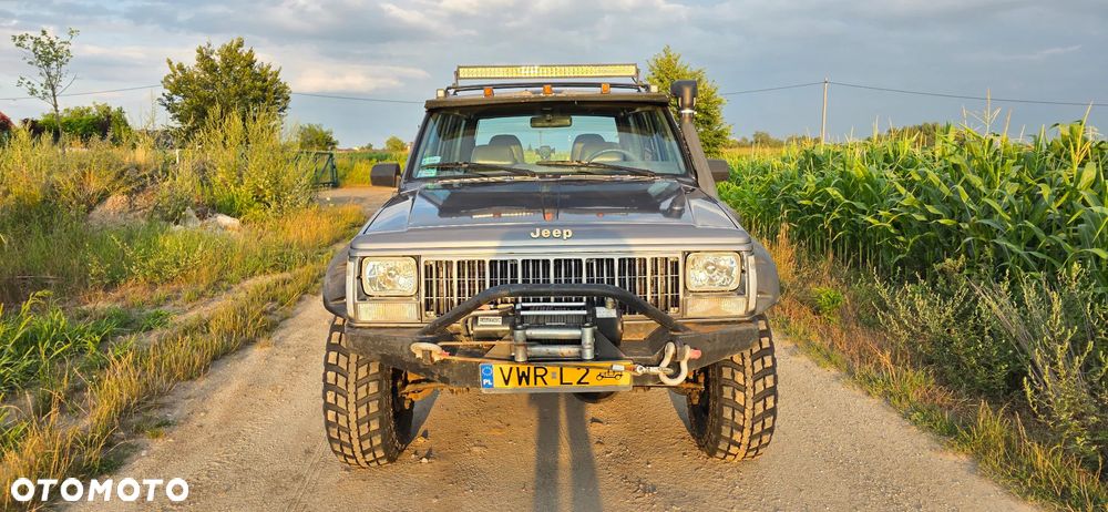 Jeep Cherokee 4.0 Limited - 3