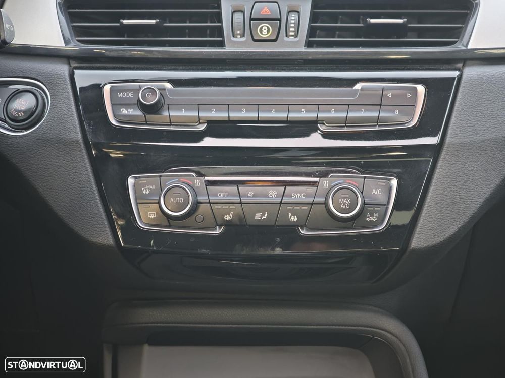 BMW X1 18 d sDrive Auto - 34