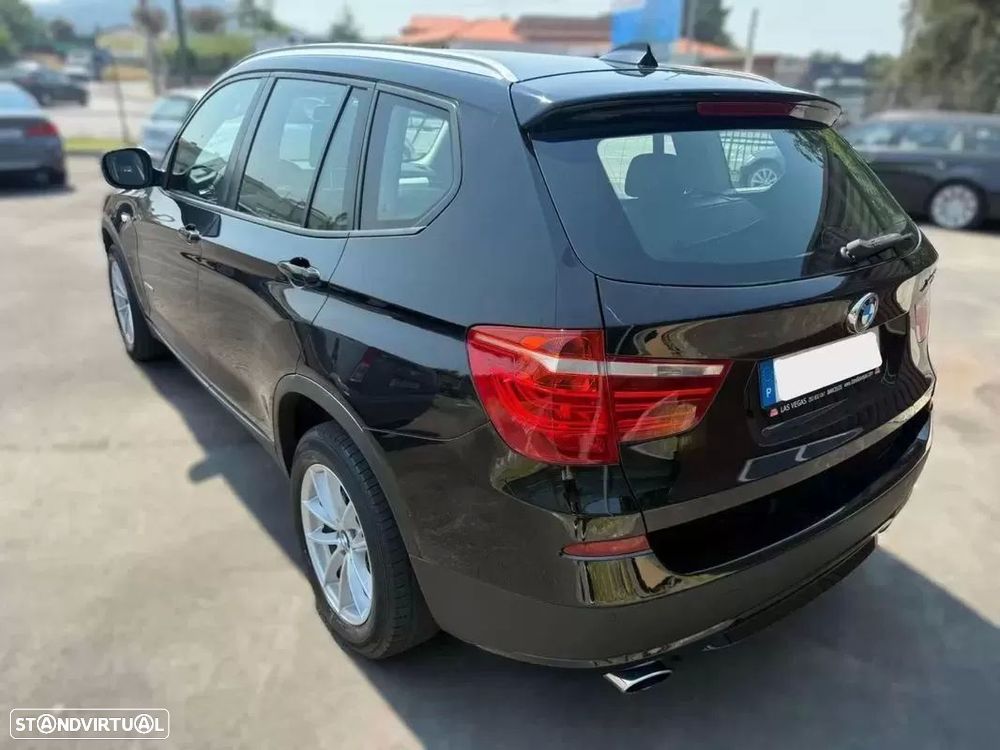 BMW X3 18 d sDrive - 8