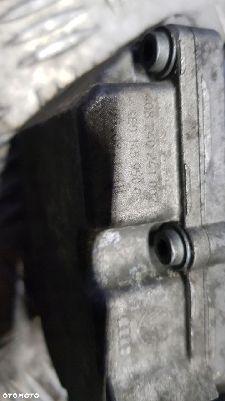 AUDI A4 B8 PRZEPUSTNICA 3.0 TDI 4E0145950C BMK - 3