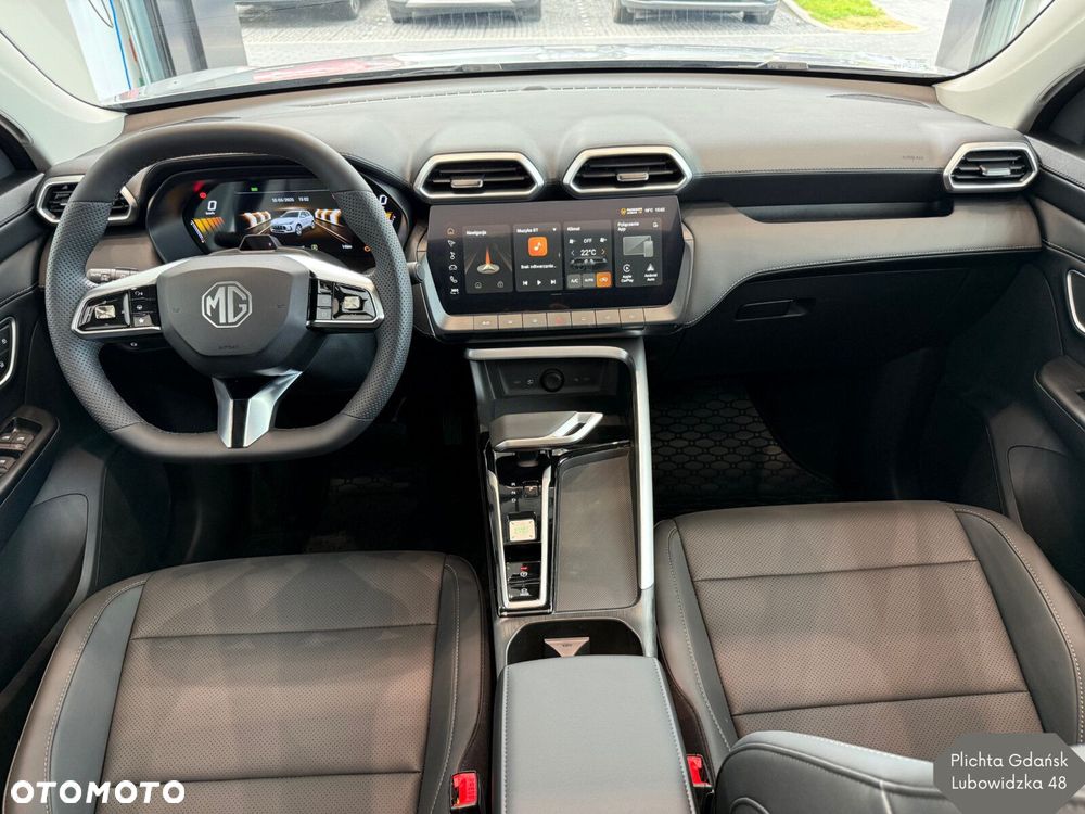 MG ZS Hybrid+ - 16