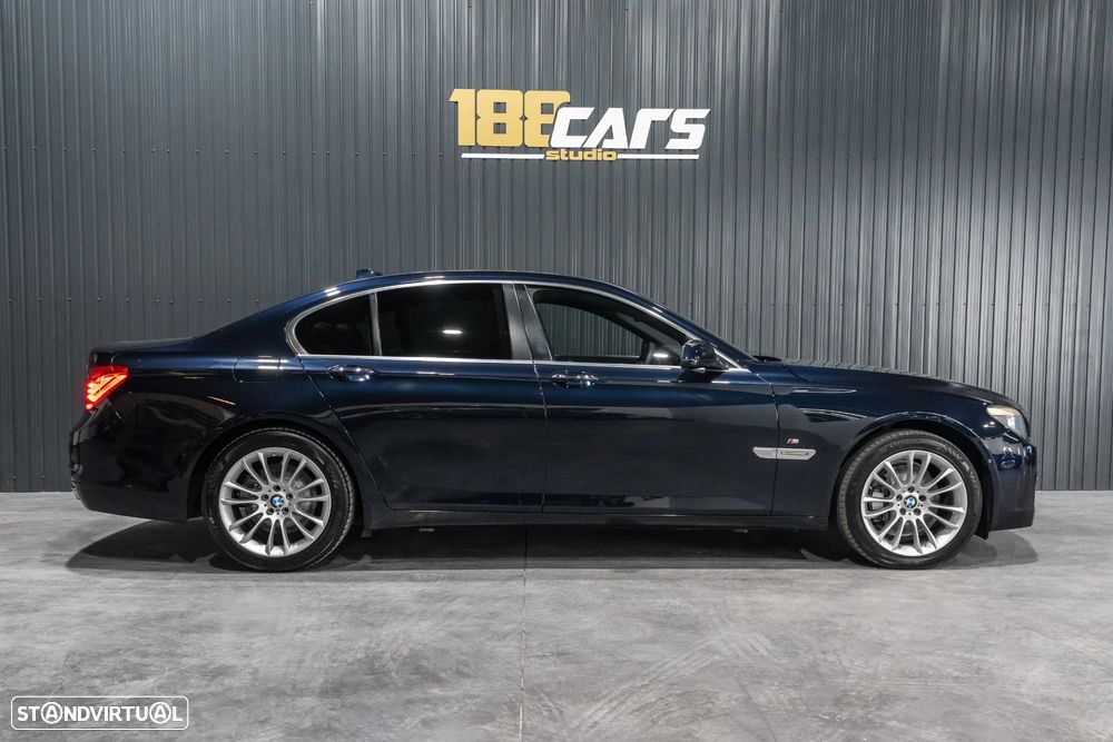 BMW 740 d Pack M - 4