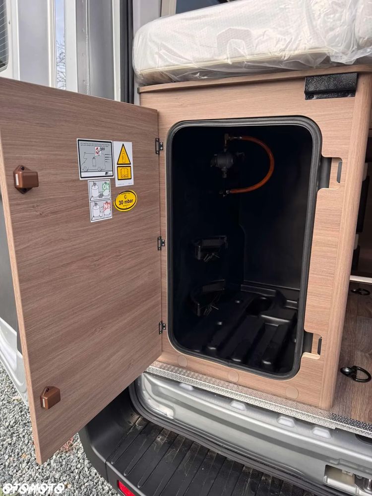 Carado CV590 4x4 Edition25 - Nowy kamper 4x4 - 25