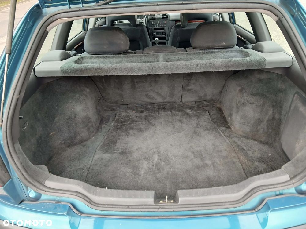 Volvo V40 - 10