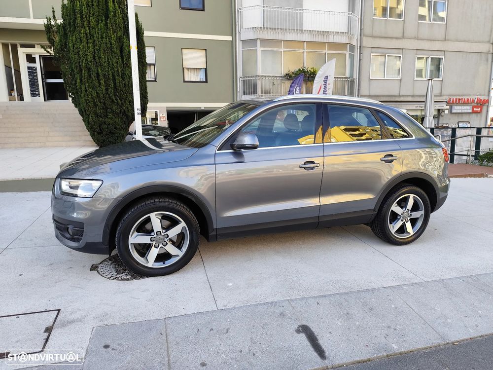 Audi Q3 2.0 TDI Business Line S-line - 9