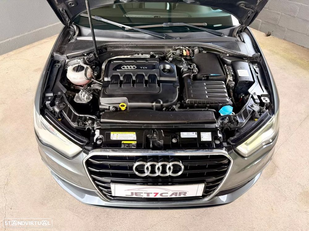 Audi A3 Sportback 1.6 TDI S-line S tronic - 24